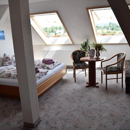 Hotel Carola Schoenheide Bagian luar foto