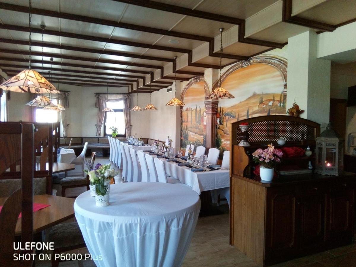 Hotel Carola Schoenheide Bagian luar foto